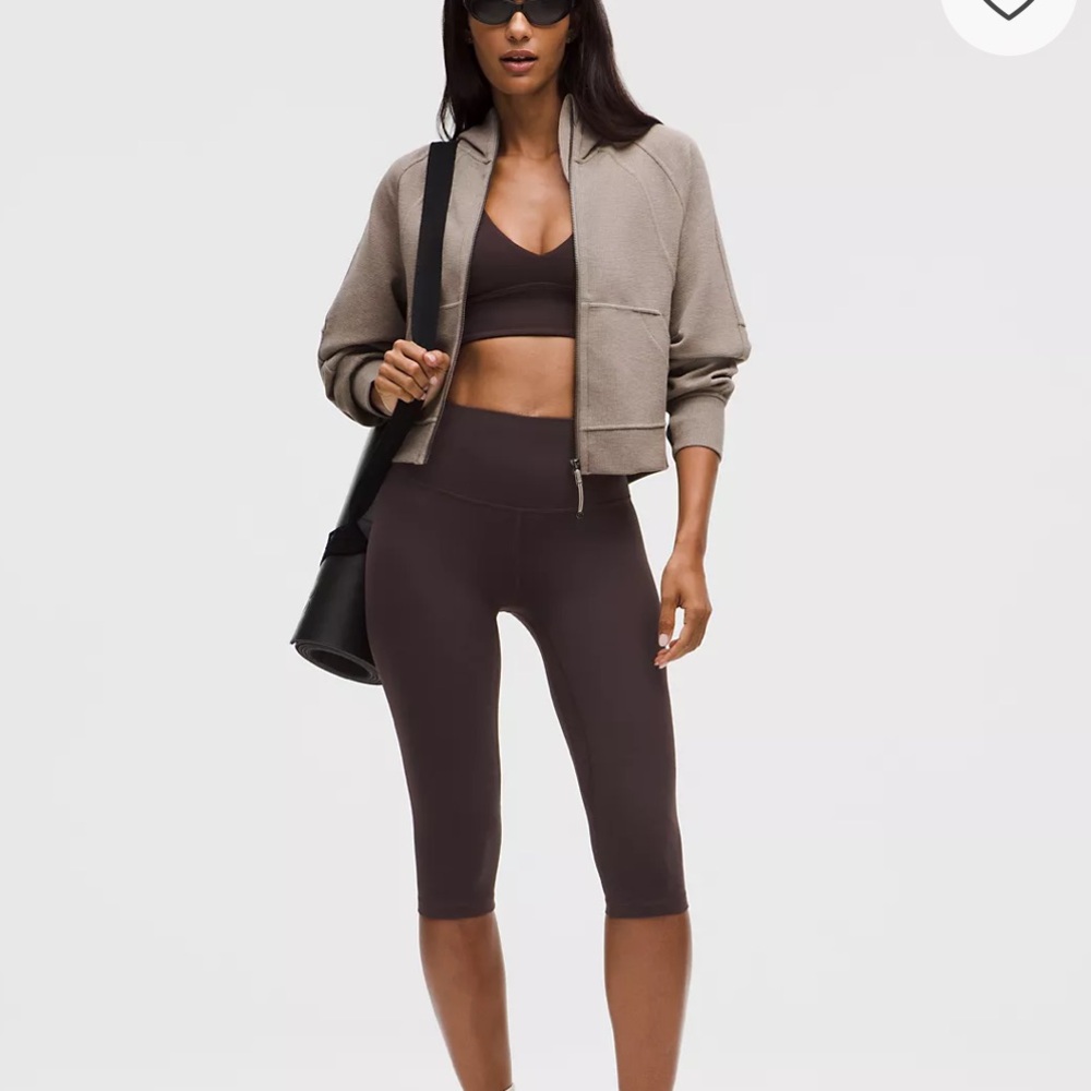 Lululemon - Picture 8 of 8